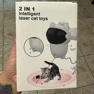 Laser cat toy 🐱
